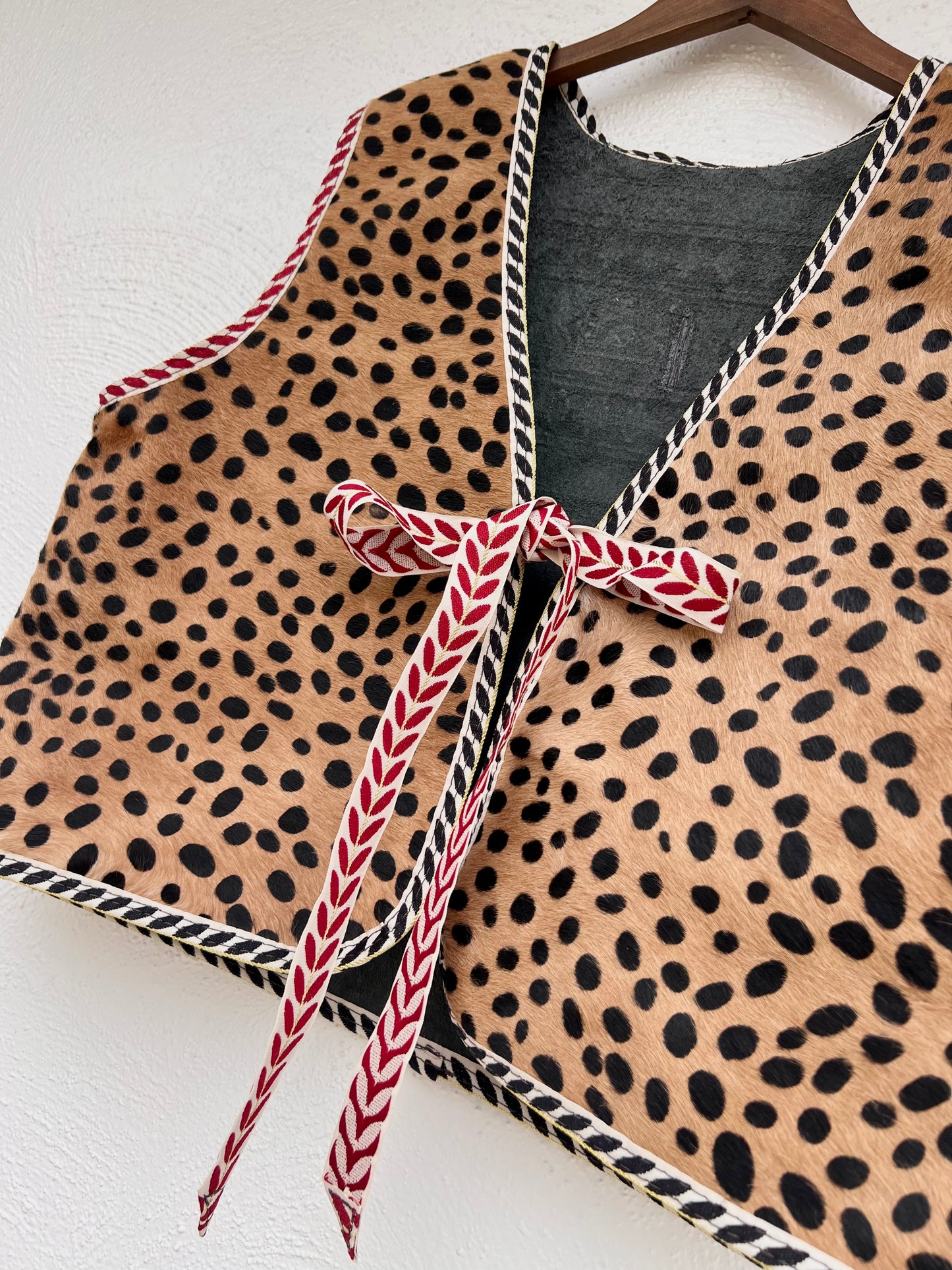 Cheetah Vest - Size Large