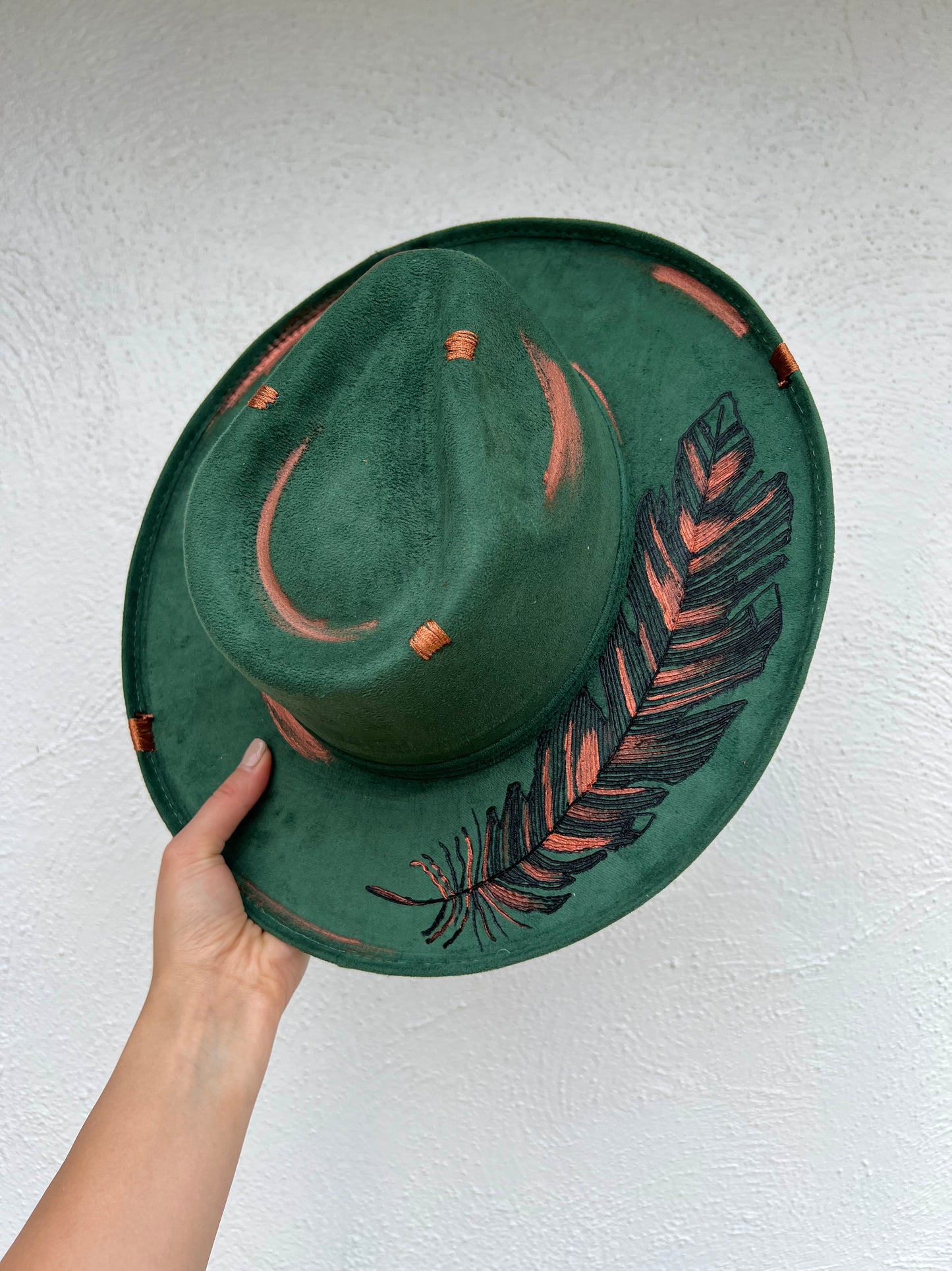 Green Copper Feather Hat