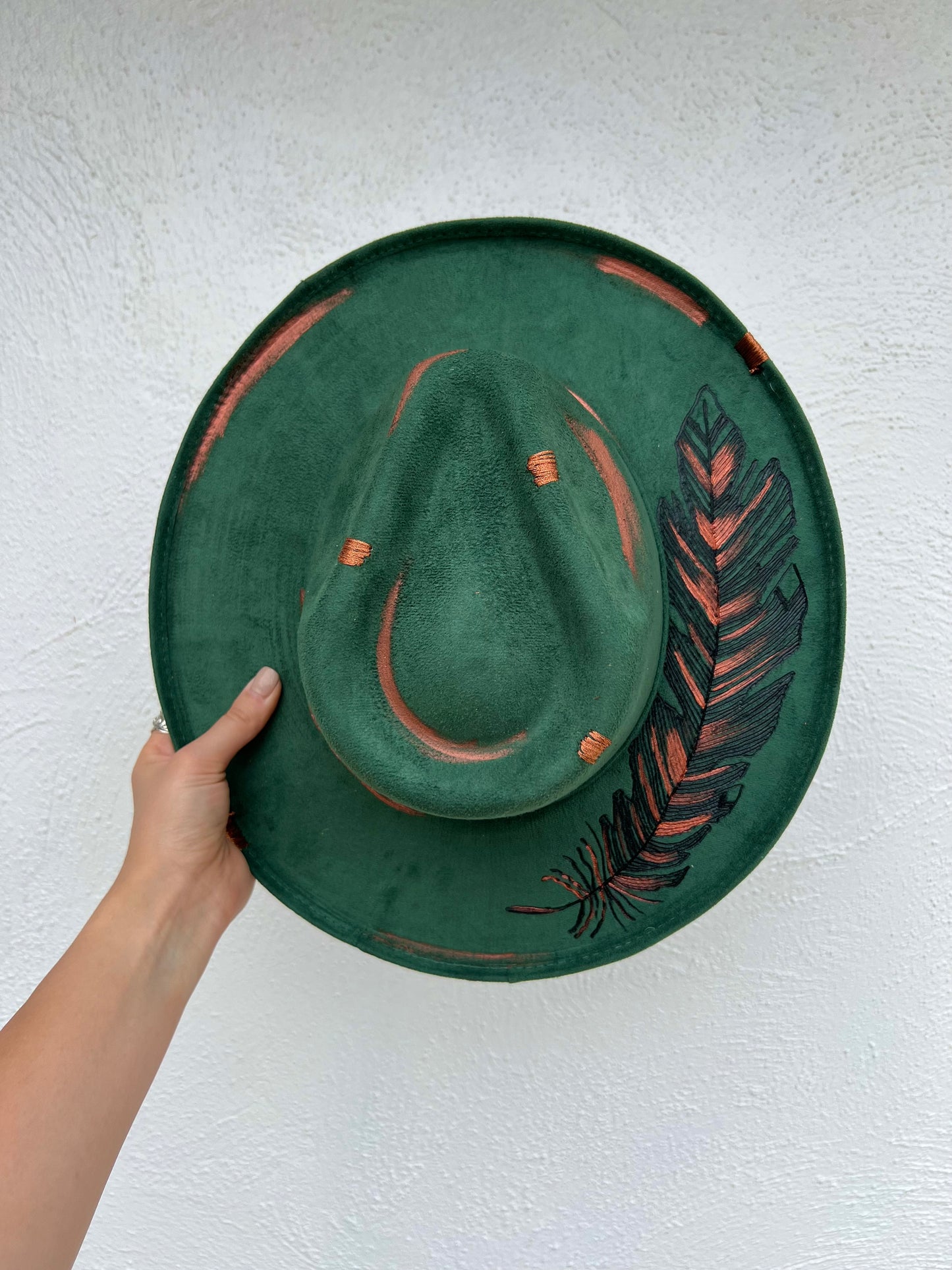 Green Copper Feather Hat