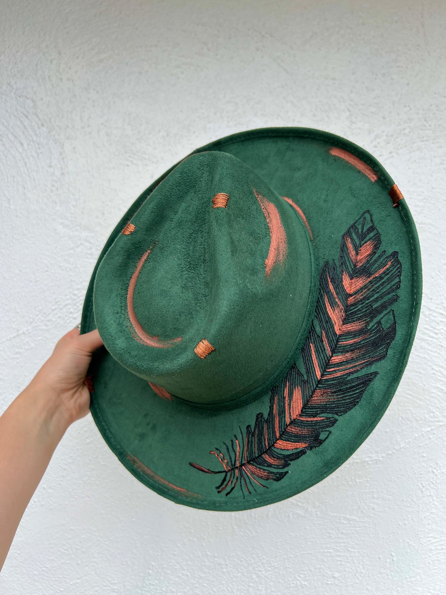 Green Copper Feather Hat