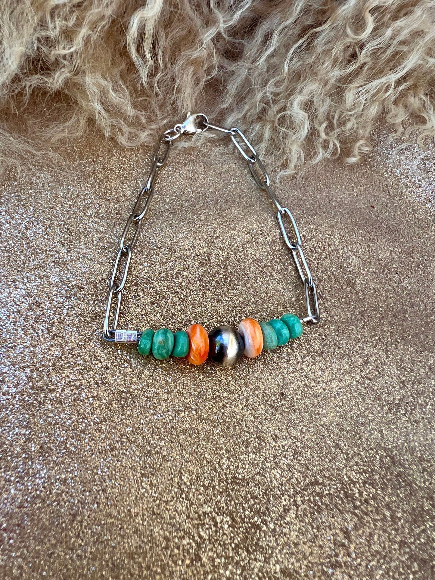 Turquoise and Spiny Oyster Beaded Bar Bracelet