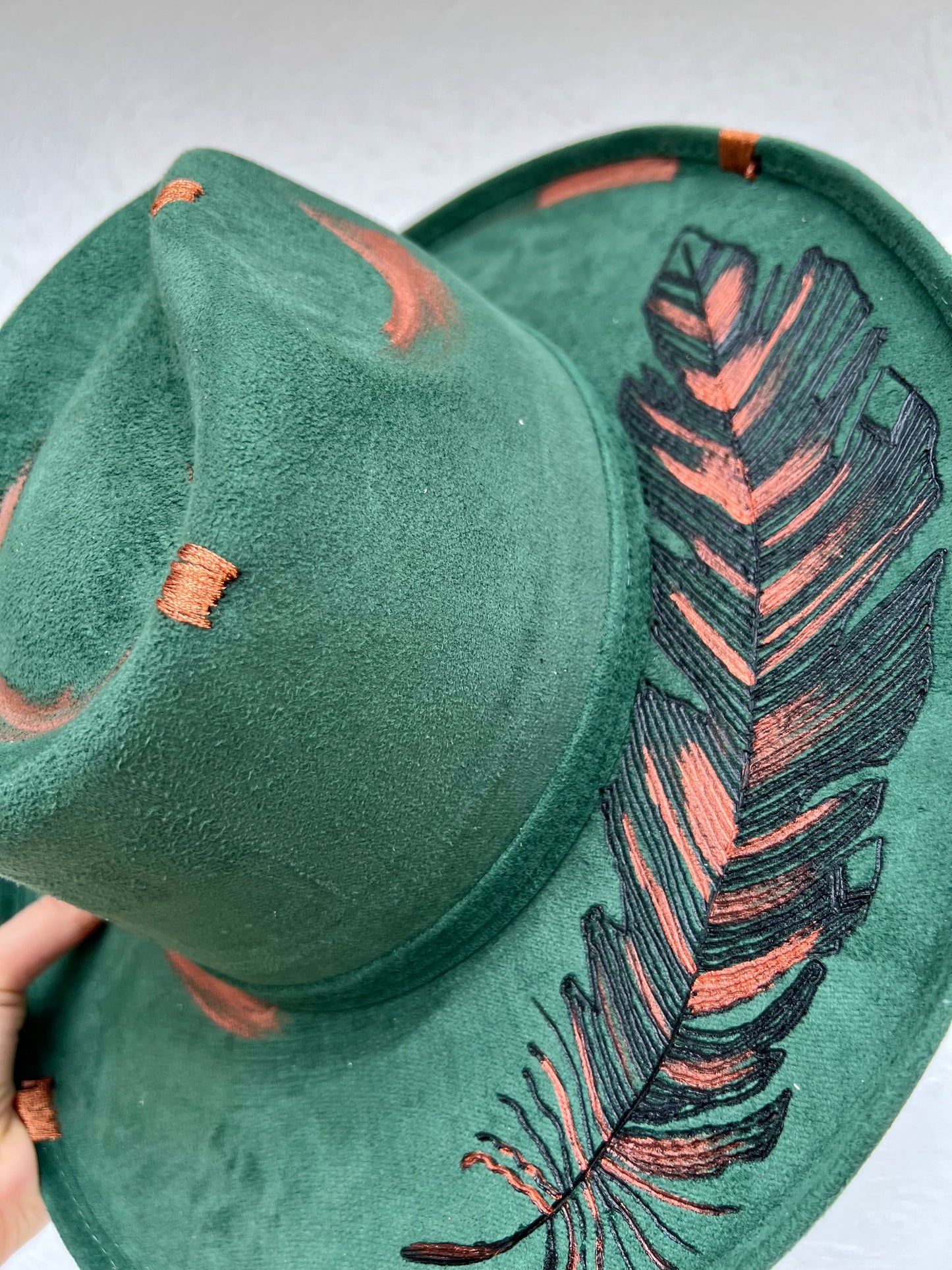 Green Copper Feather Hat