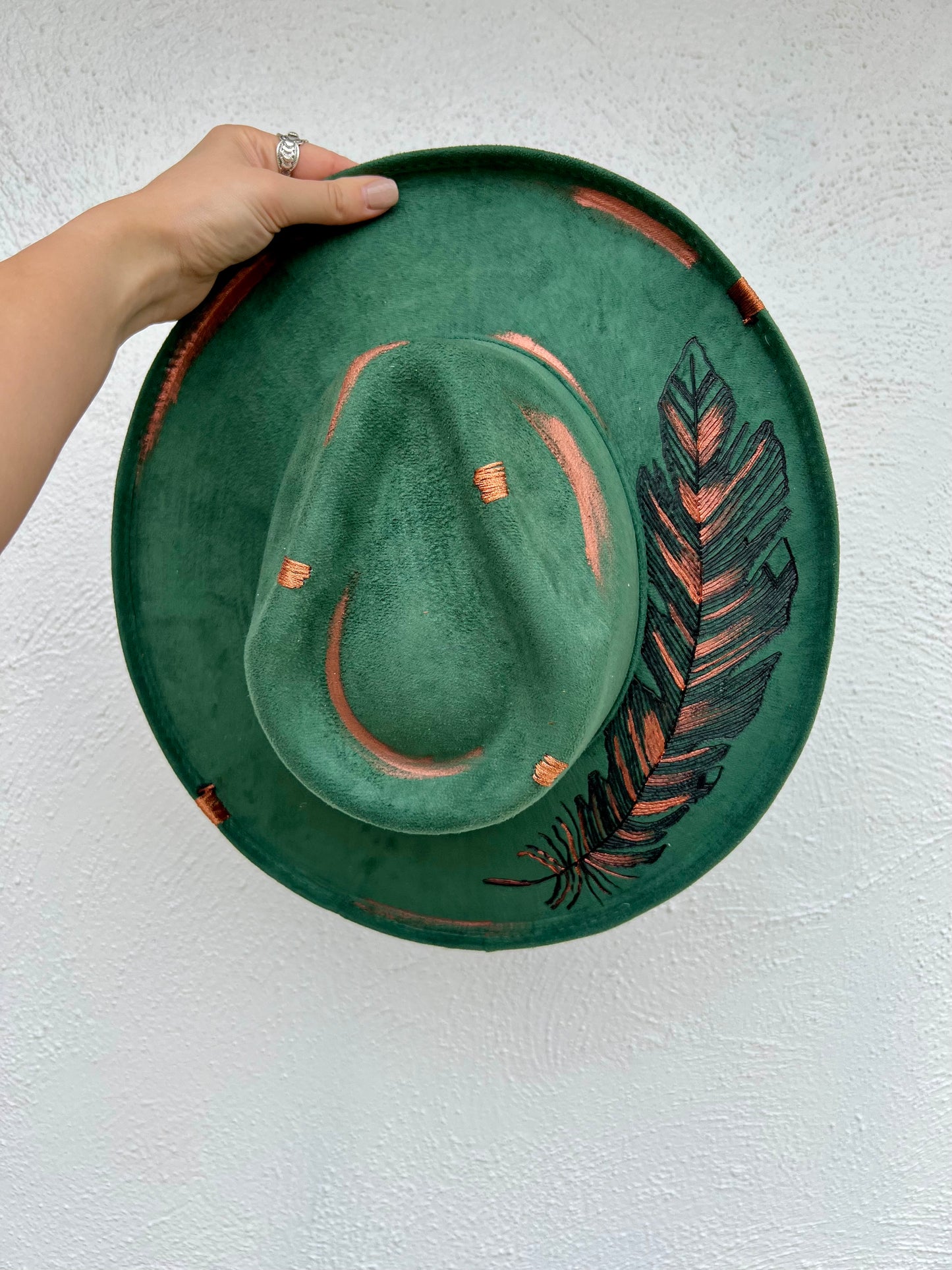 Green Copper Feather Hat